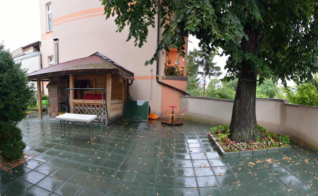 Tuzlaks Appartment Сараево Экстерьер фото